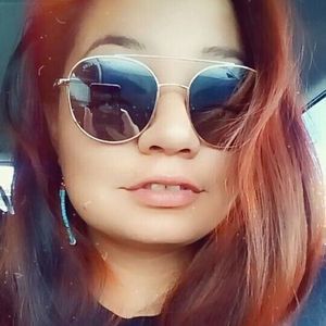 Meet your Posher, Jerilynn